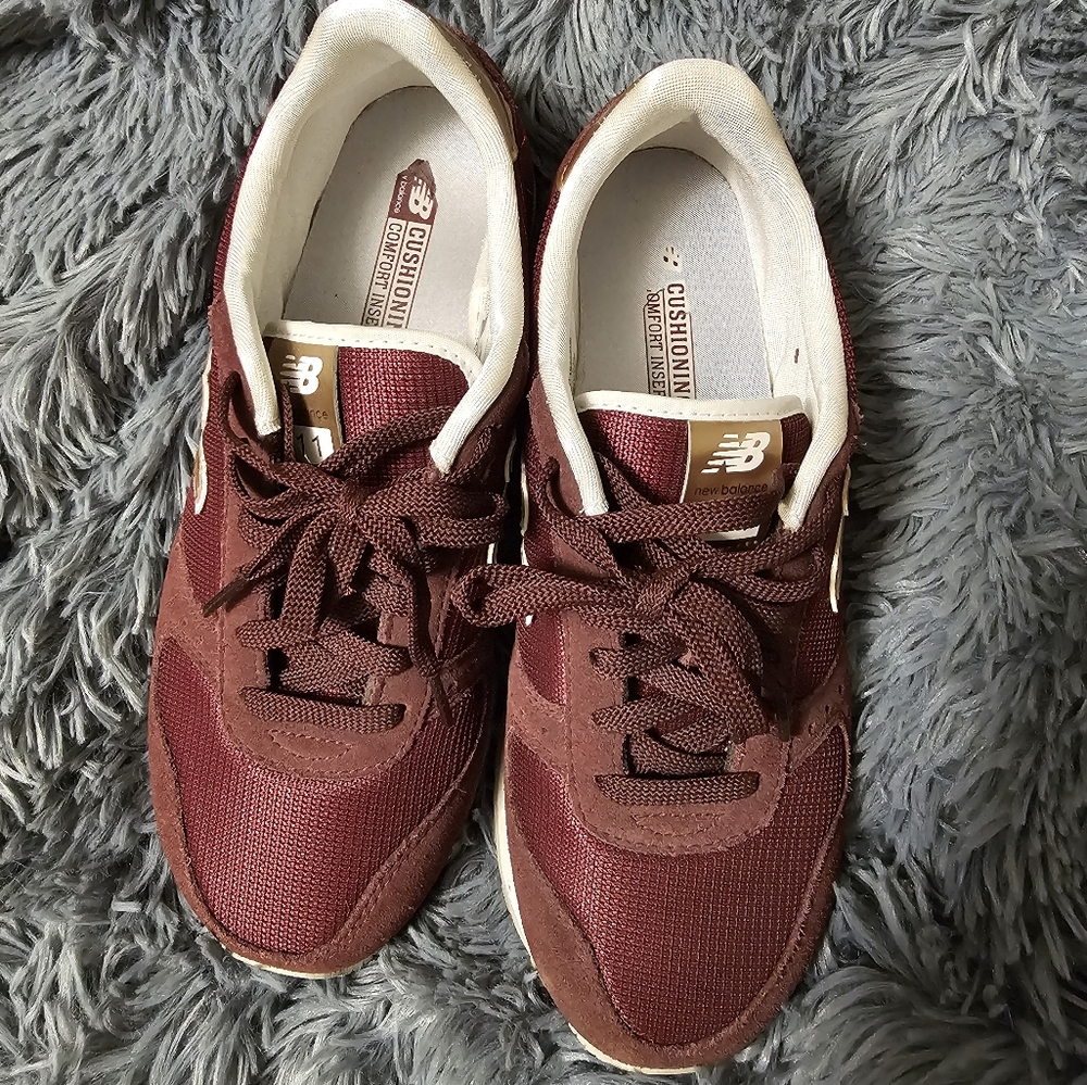 New Balance 311